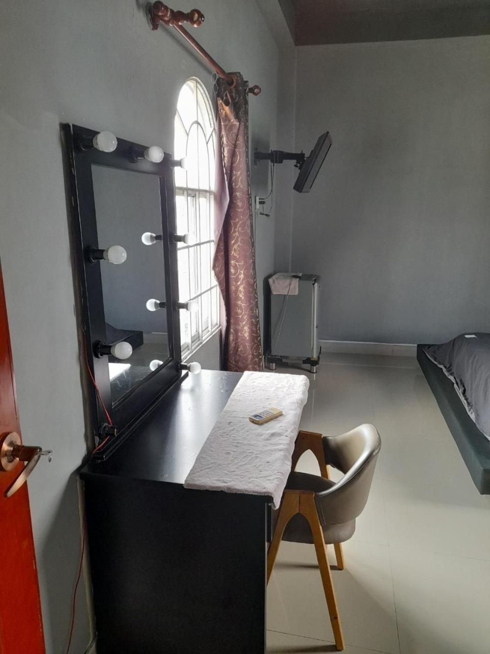 Nha Yen 1 Bed 2 Beds Hotel Homestay Hostel קאן טו מראה חיצוני תמונה